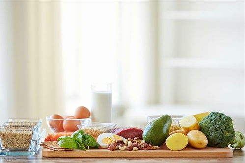家長(zhǎng)如何做好兒童青少年近視防控與飲食服務(wù)